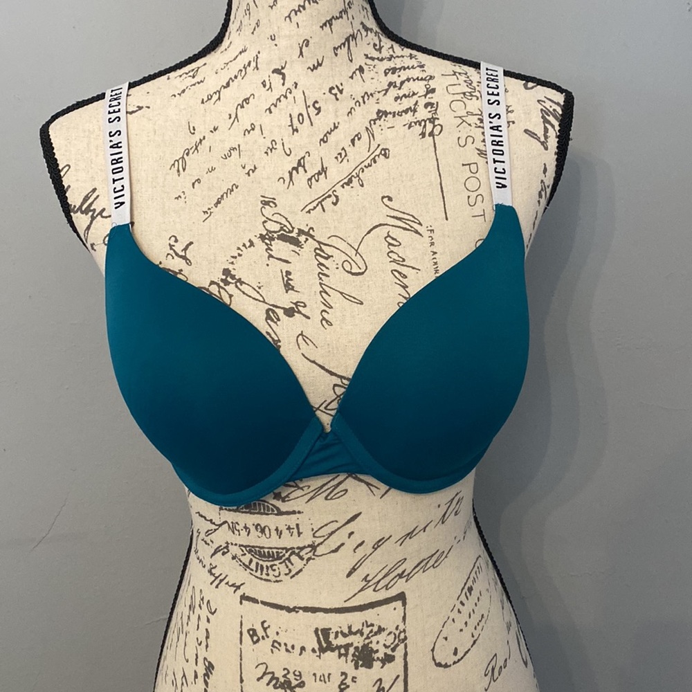 Victoria’s Secret Bra